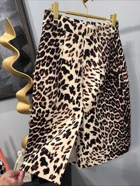 Prada Leopard Print Pencil Skirt in Cream and Black size 40